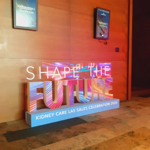 future letras